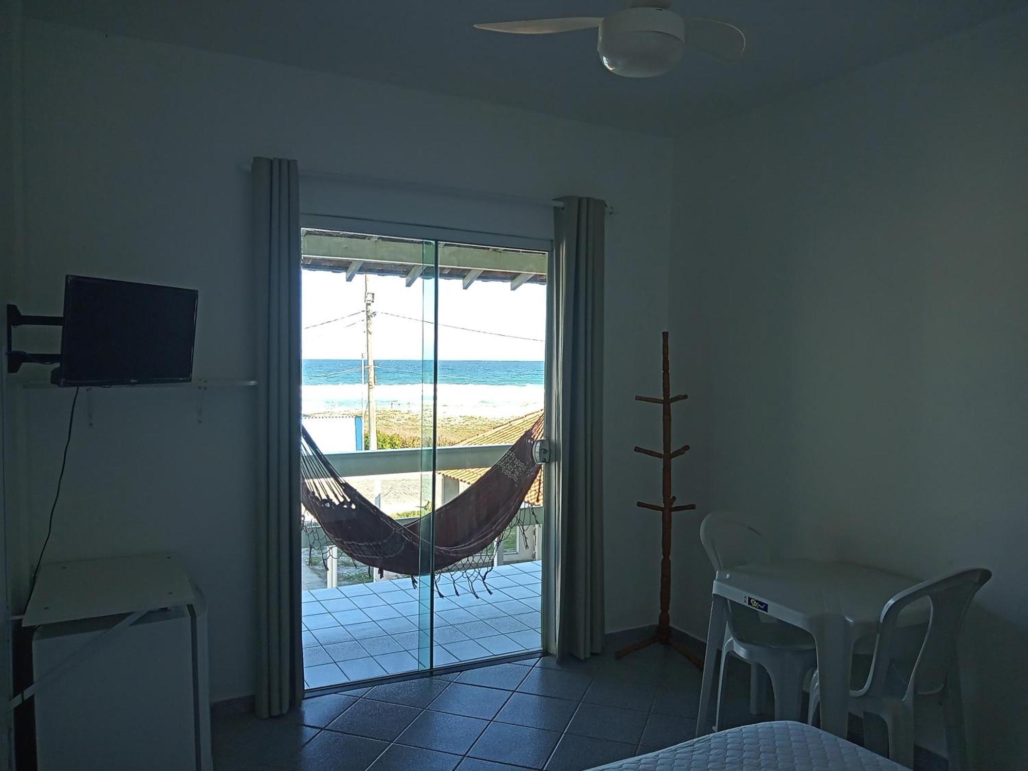 Vista Mar Suites Cabo Frio Esterno foto